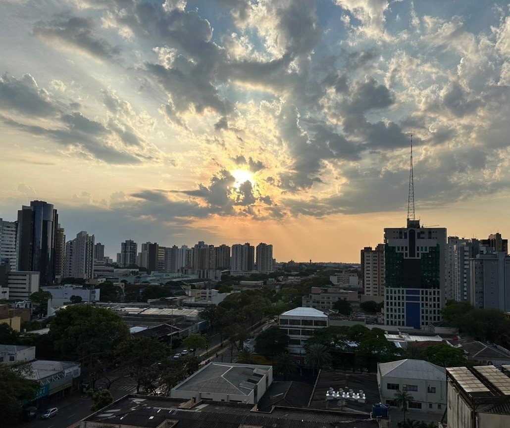 Veja como fica o tempo nesta quinta-feira (31) em Maringá