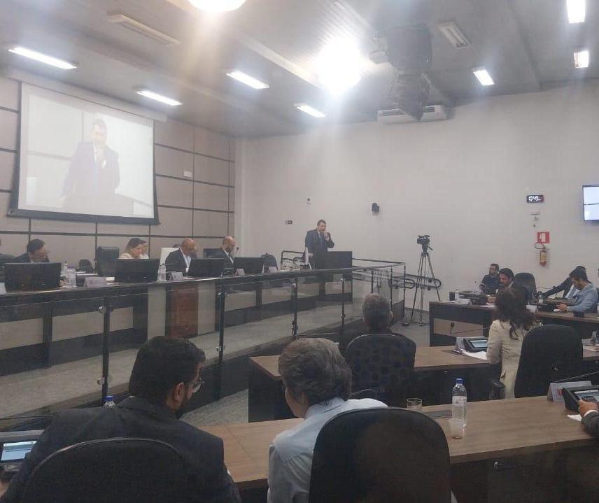 Projeto de lei cria emendas impositivas no orçamento de Maringá