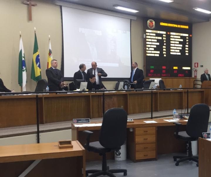 Secretário de Saúde do Paraná diz que não há recursos para continuidade da obra